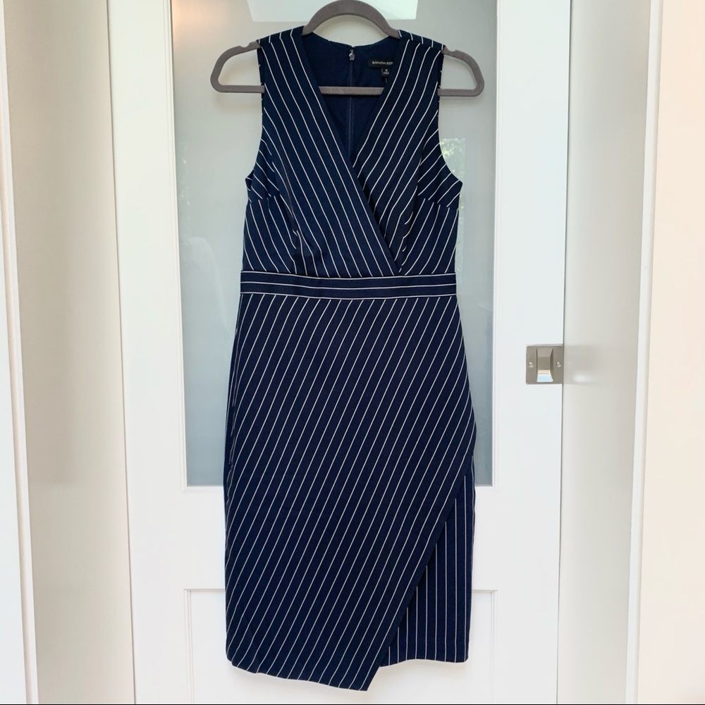 NWT - Banana Republic Sheath Dress (Navy) Size 6